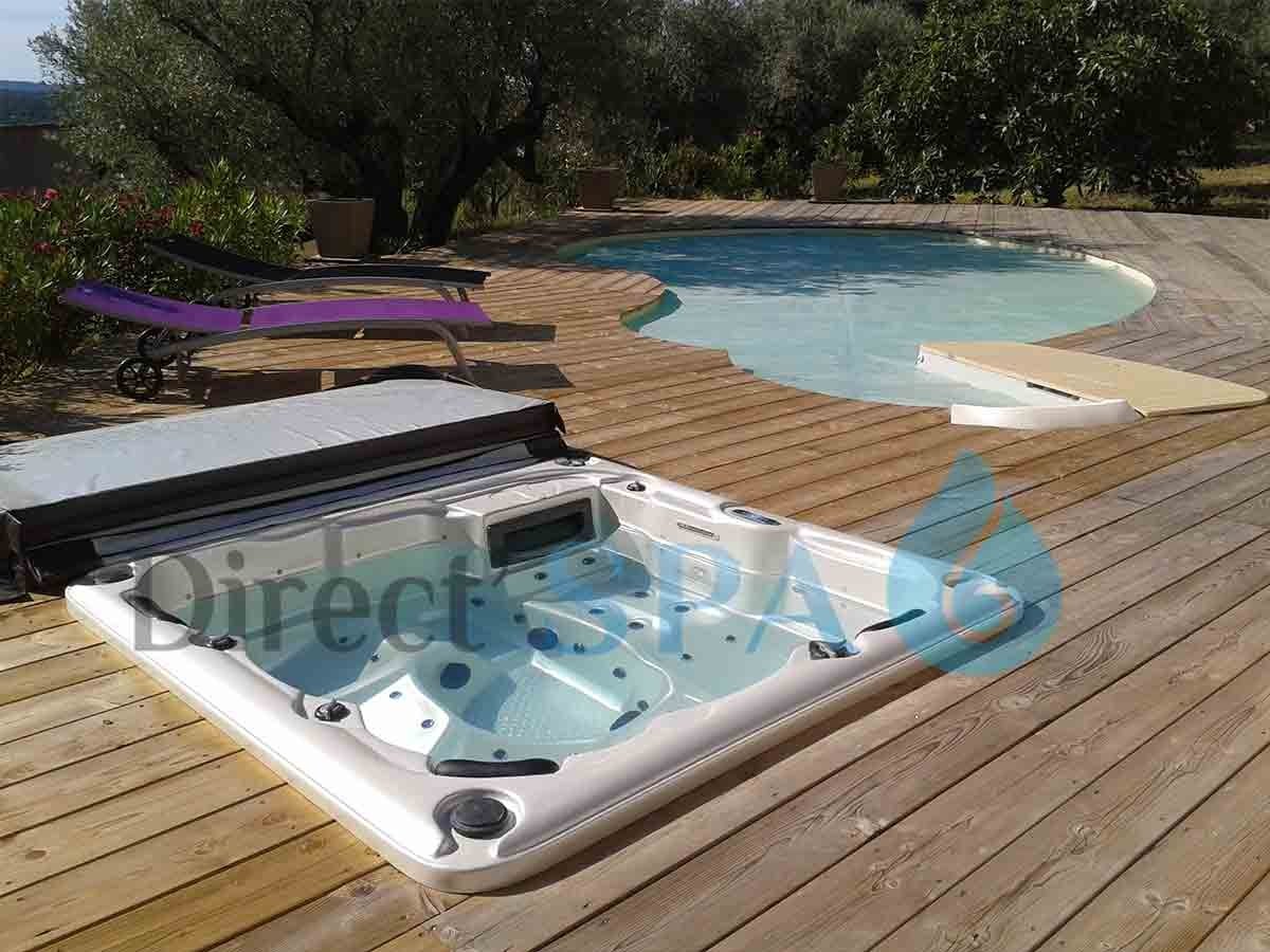JACUZZI-5-PLACES-ENTERRE-MODELE-MEMPHIS