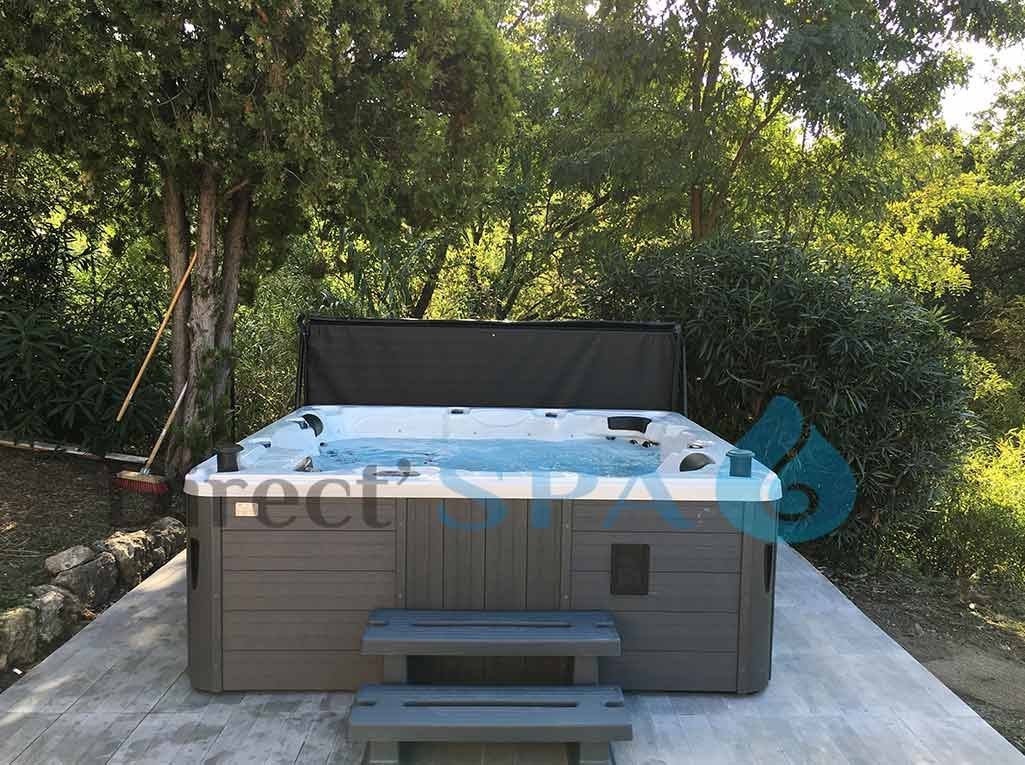 JACUZZI-EXTERIEUR