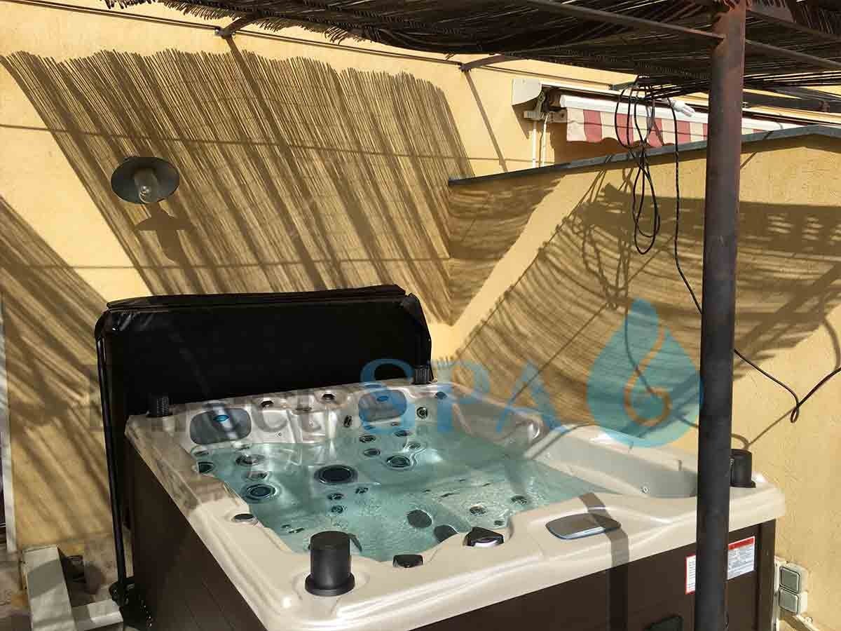 jacuzzi-extérieur-spa_3_places_83_var_hyeres_venise